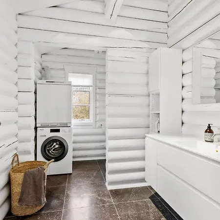 בית נופש Cozy In Dronningmlle With Kitchen *