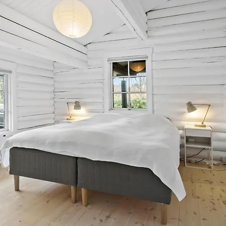 Cozy In Dronningmlle With Kitchen